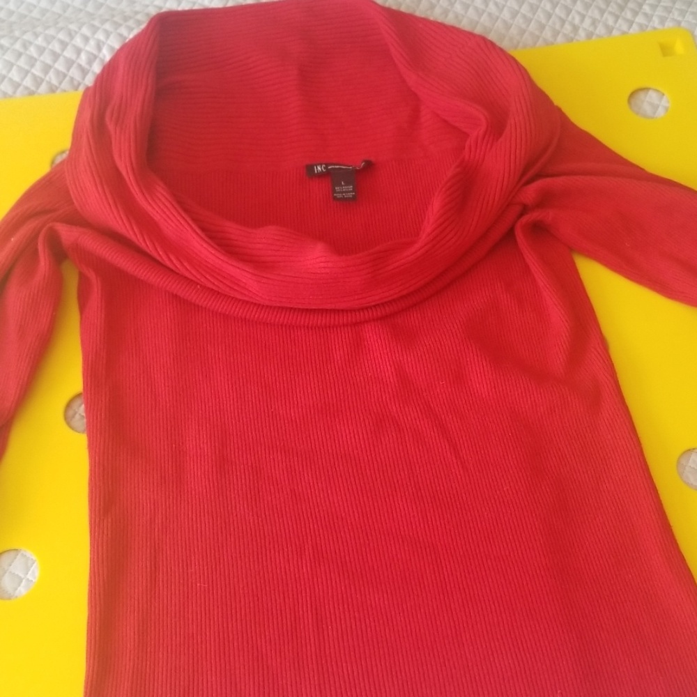INC red knit cowl neck top (304)